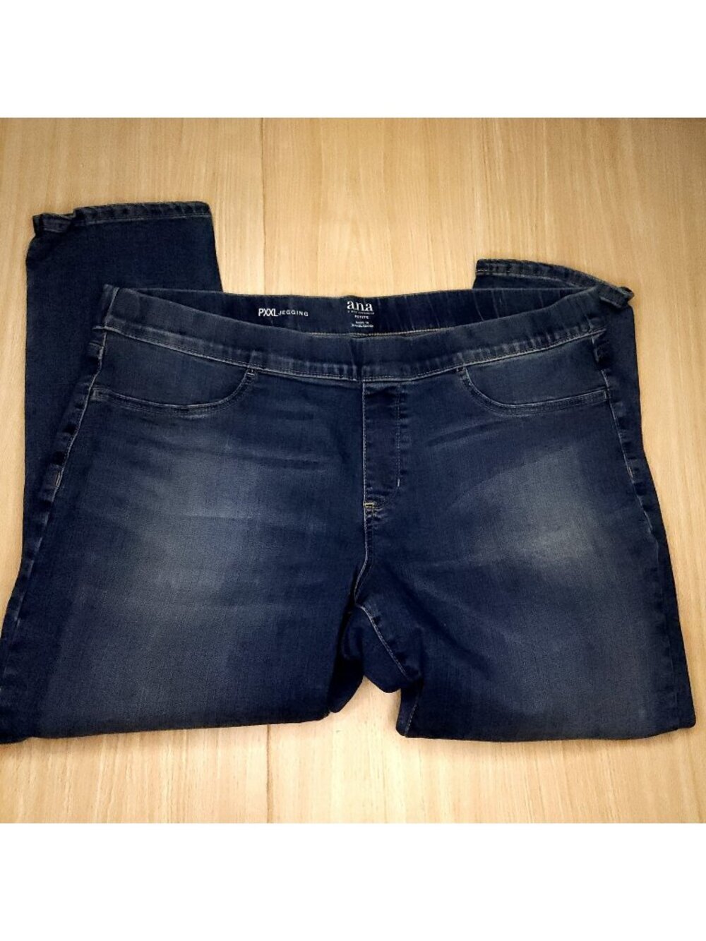 A.N.A Womens Petite Medium Wash Jegging XXL